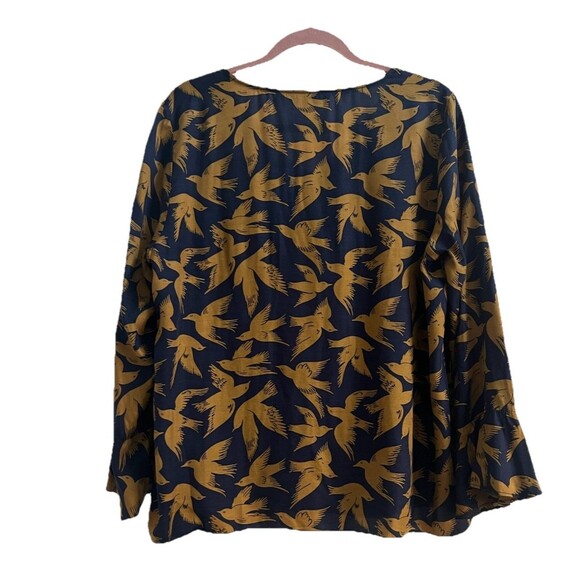 Boden Bird Print Bell Sleeve Lucie Blouse Top Size 12 Silk Blend - Picture 5 of 8